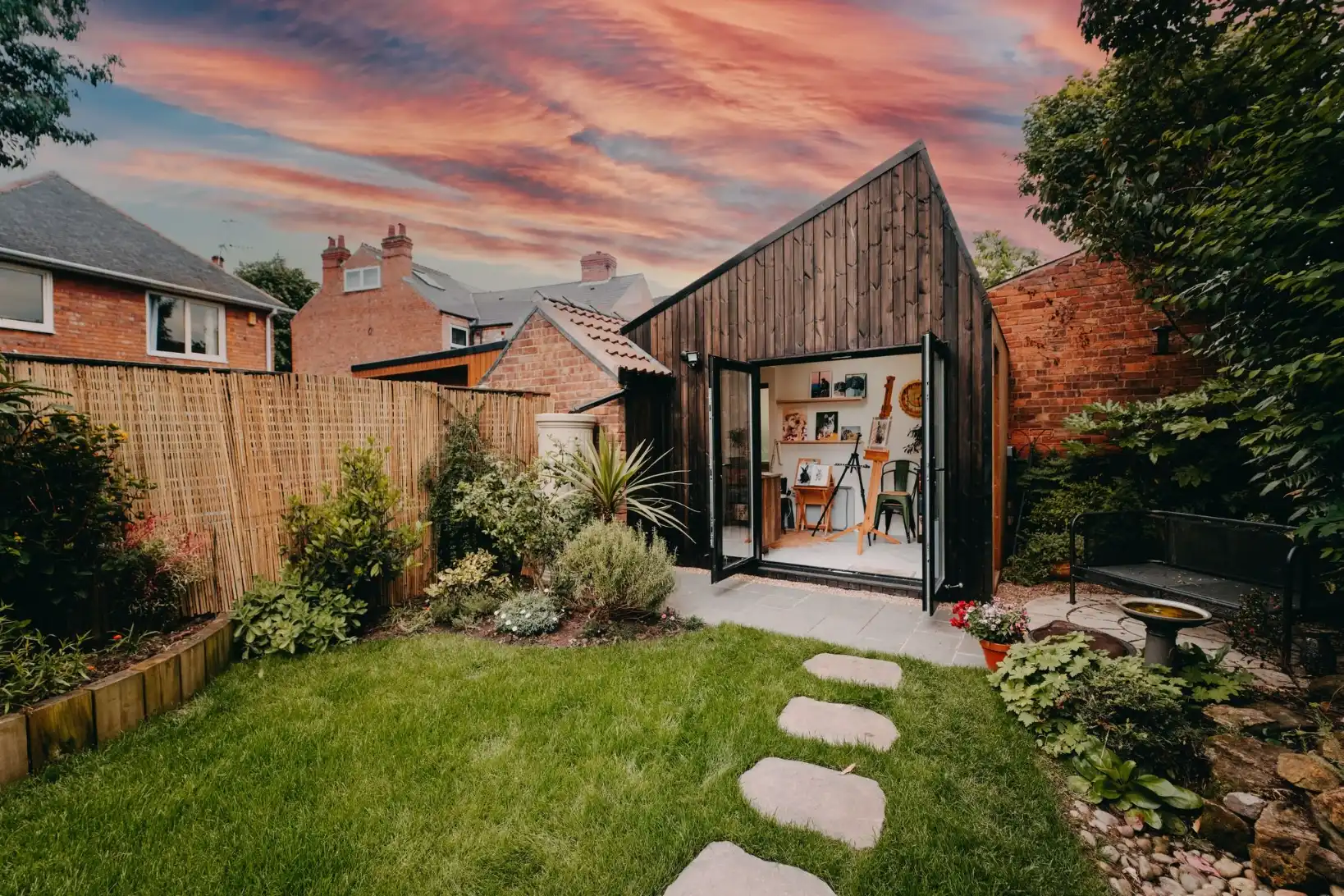 Garden Room built for an artist in Lady Bay, Nottingham.