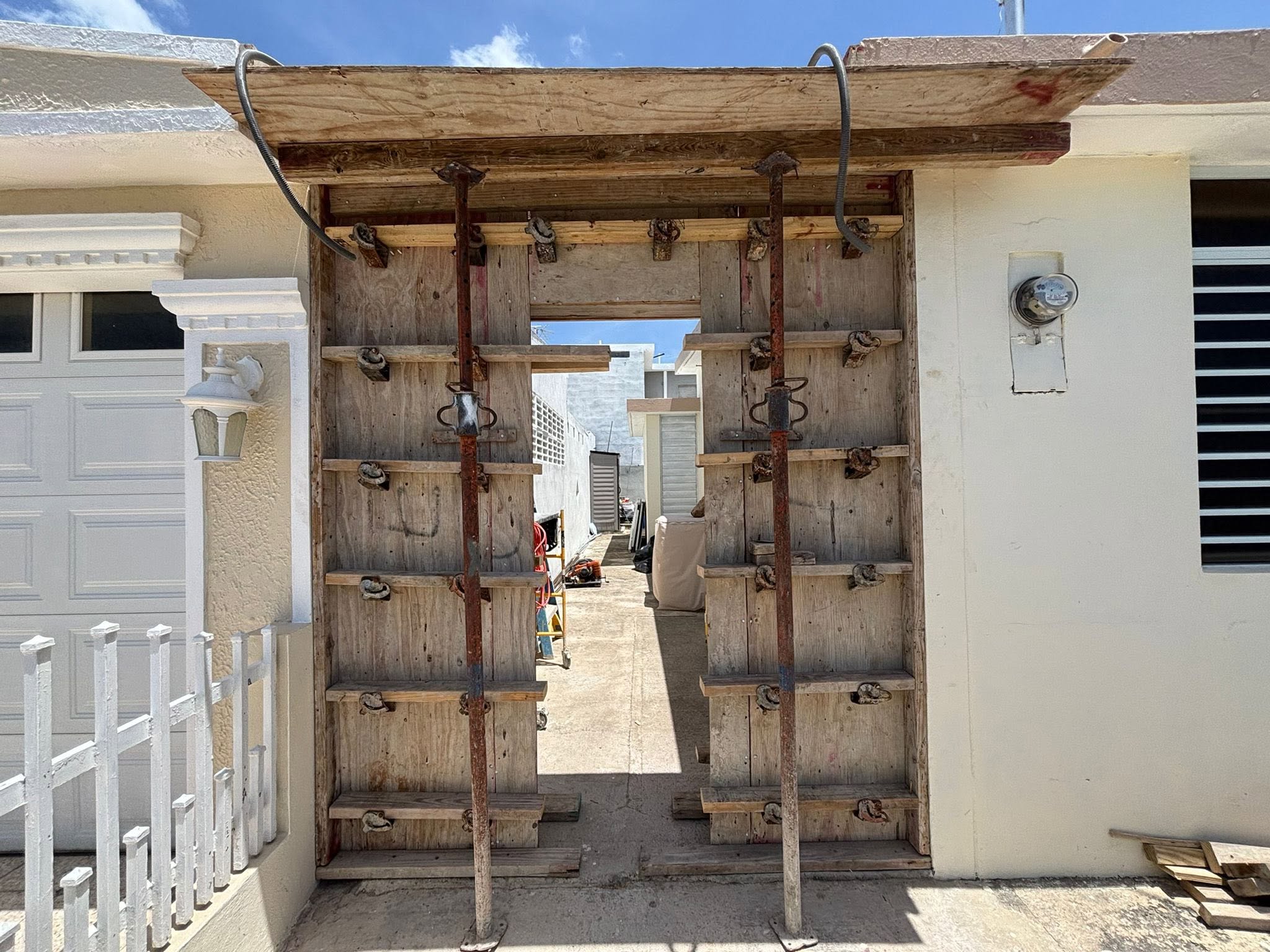 Trabajo de construcción por Ledey Lawn Care en Puerto Rico