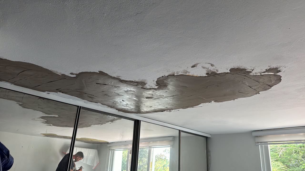 Pared empanetada por Ledey Lawn Care