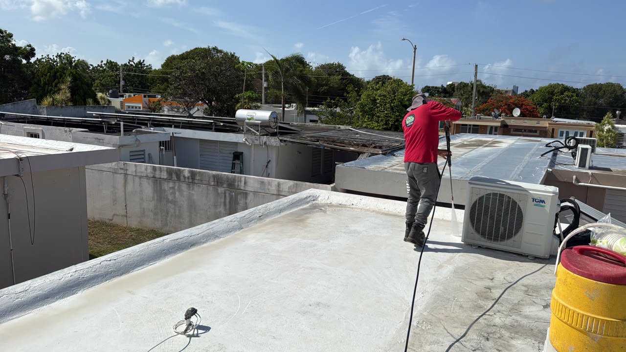 Lavado a presión de superficie exterior por Ledey Lawn Care