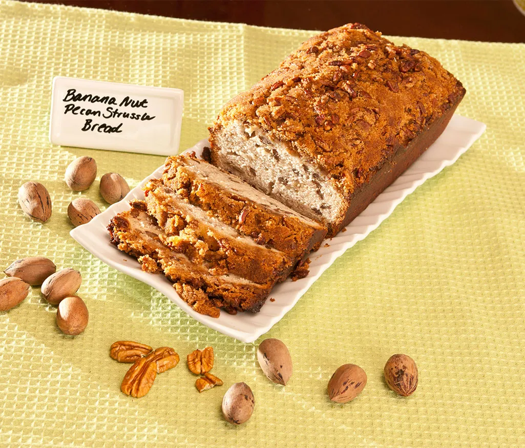 Banana Pecan Streusel Bread