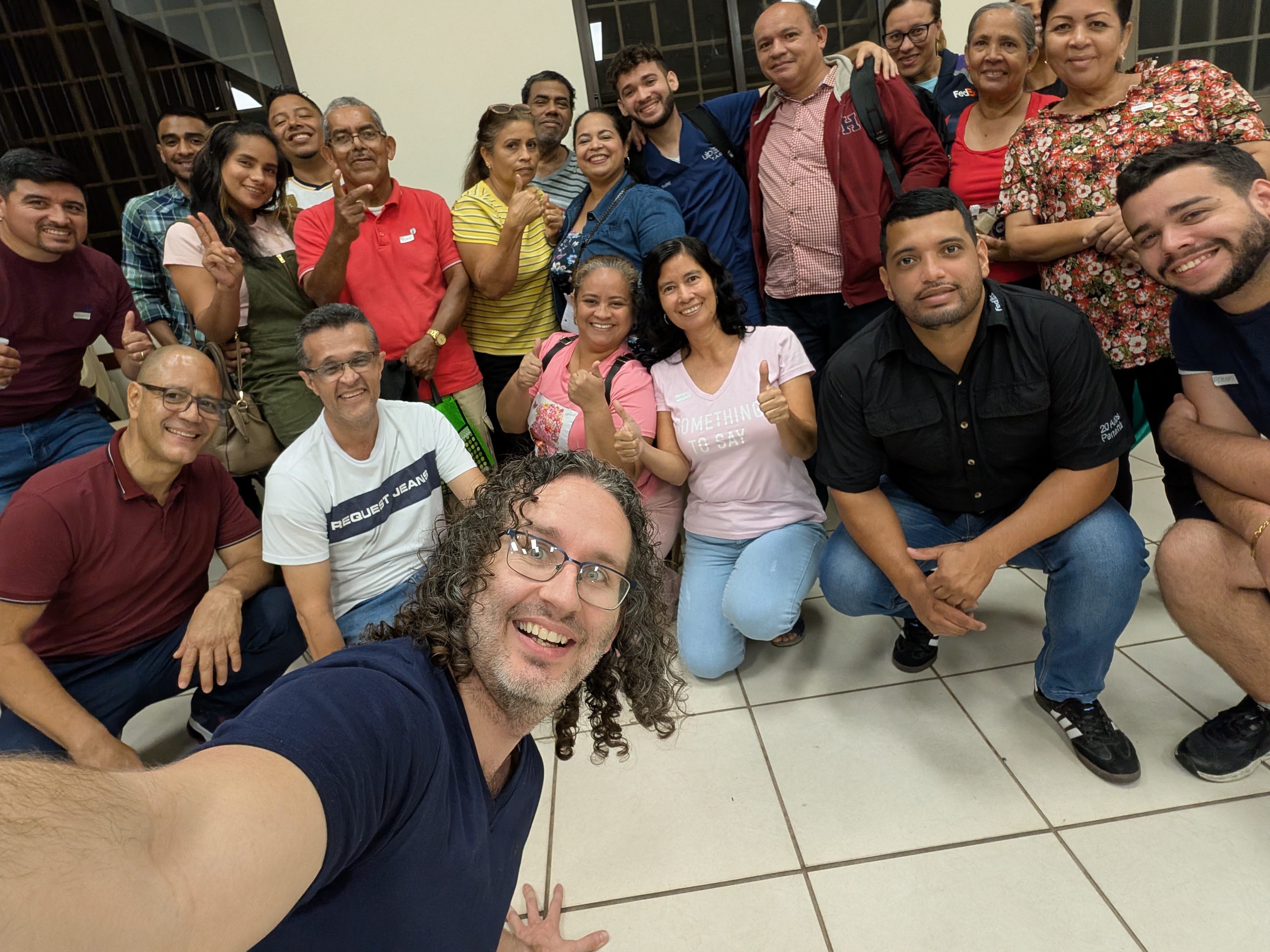 Oportunidades Latinas training in Panama