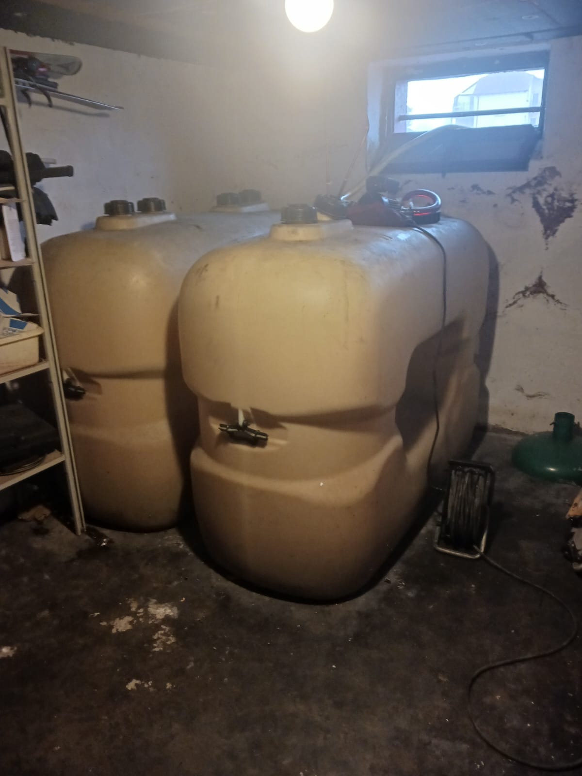 enlevement de cuve a fioul moselle / enlevement de cuve a fioul metz / enlevement de cuve a fioul woippy / neutralisation cuve fioul moselle / neutralisation cuve fioul metz / degazage cuve fioul / prix enlèvement cuve fioul / entreprise cuve fioul moselle / cuve fioul enterrée / nettoyage cuve fioul / nettoyage moselle / debarras maison moselle / devis enlèvement cuve fioul / réglementation cuve fioul