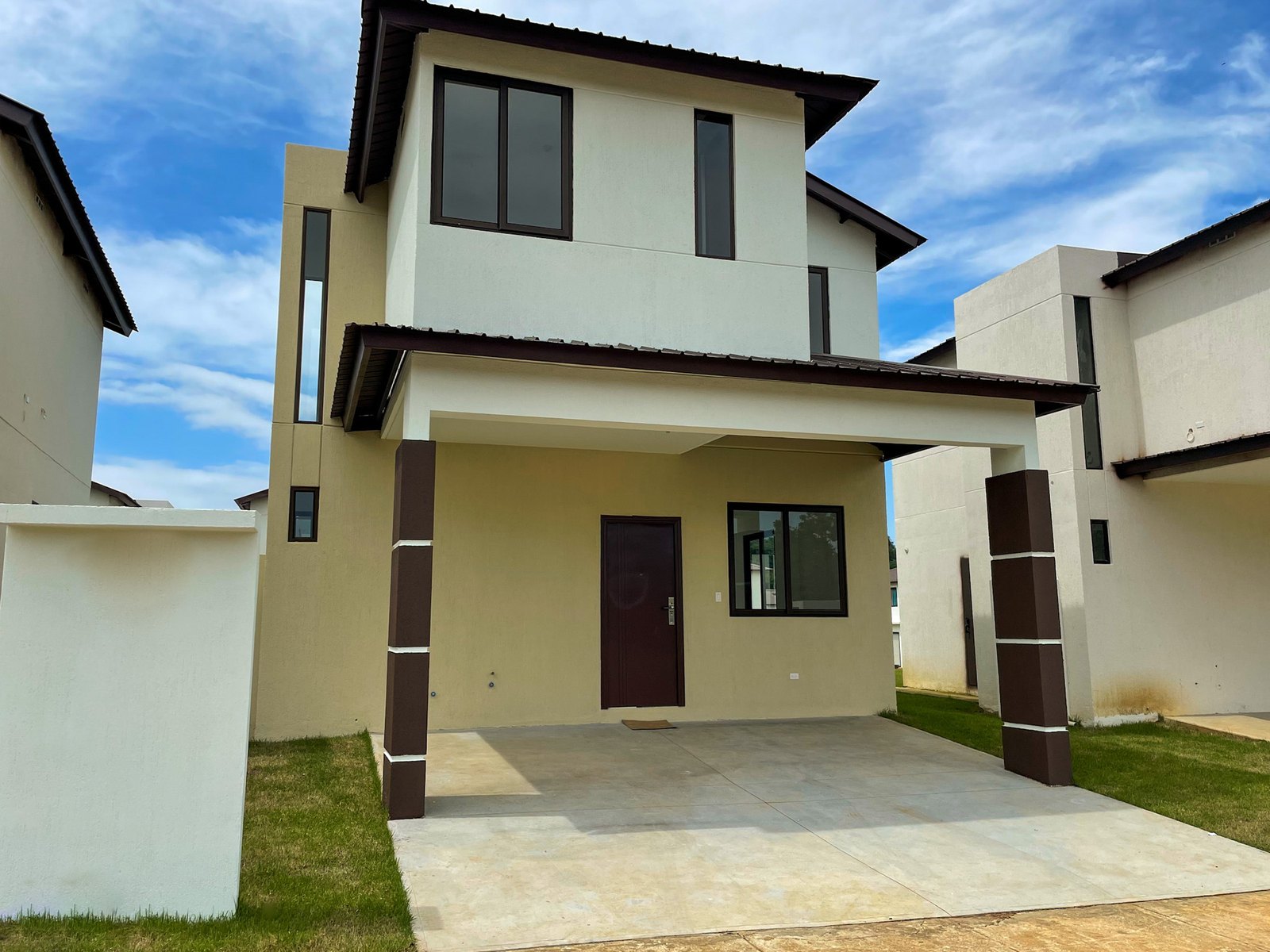 Fachada del modelo Nebraska en Riverview Costa Verde