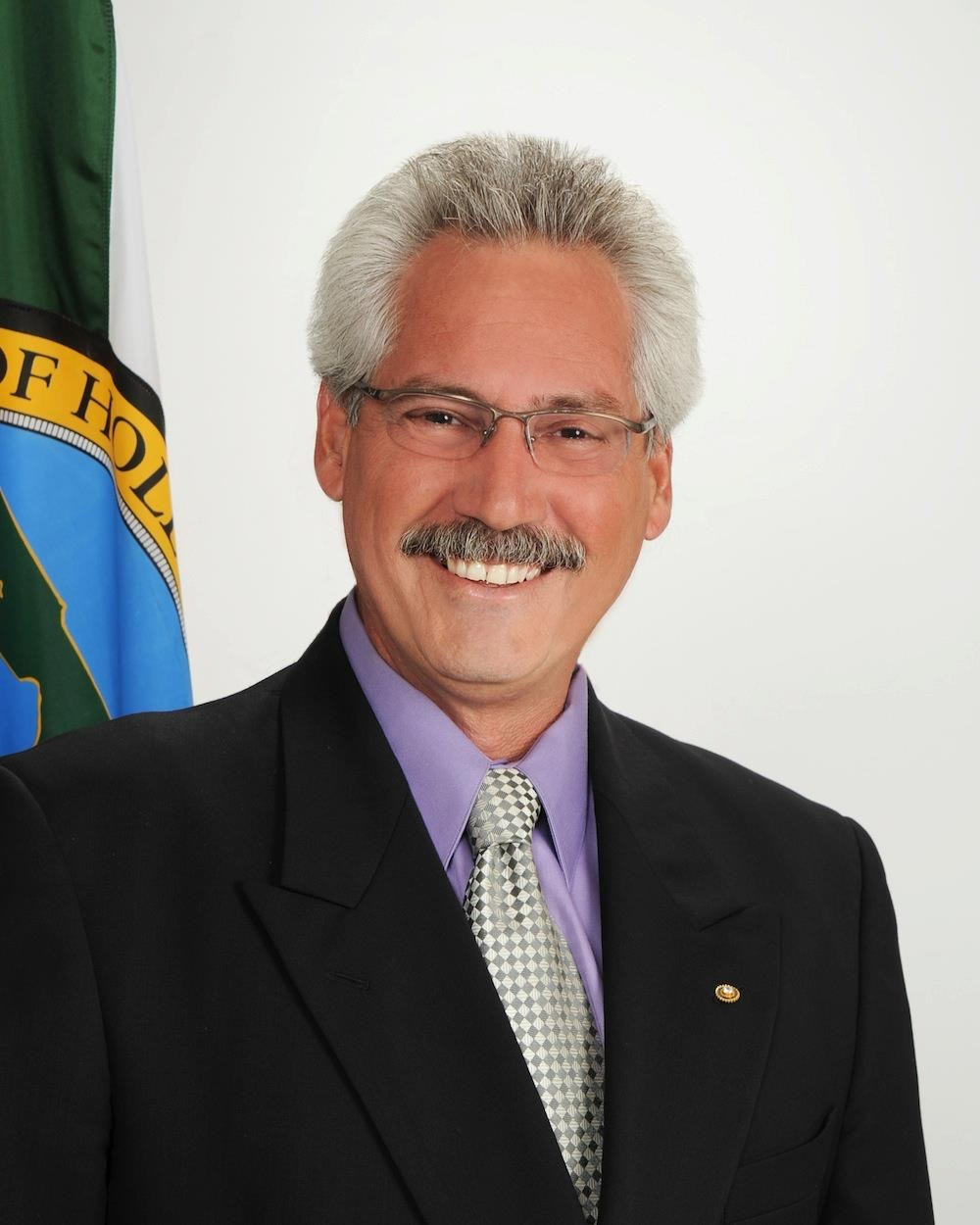 Peter Hernandez