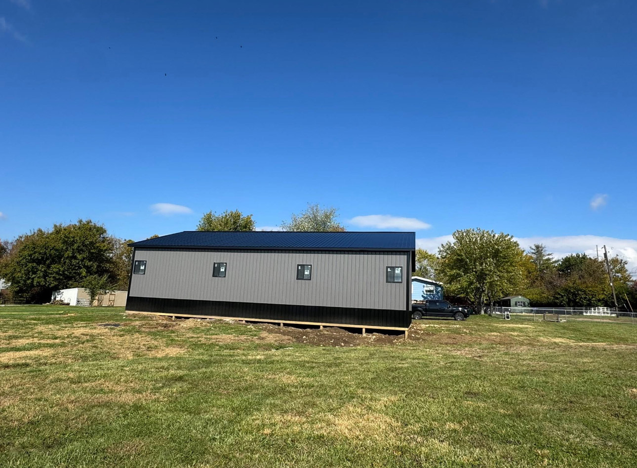 {{ custom_values.service_2 }} in {{custom_values.area_2})