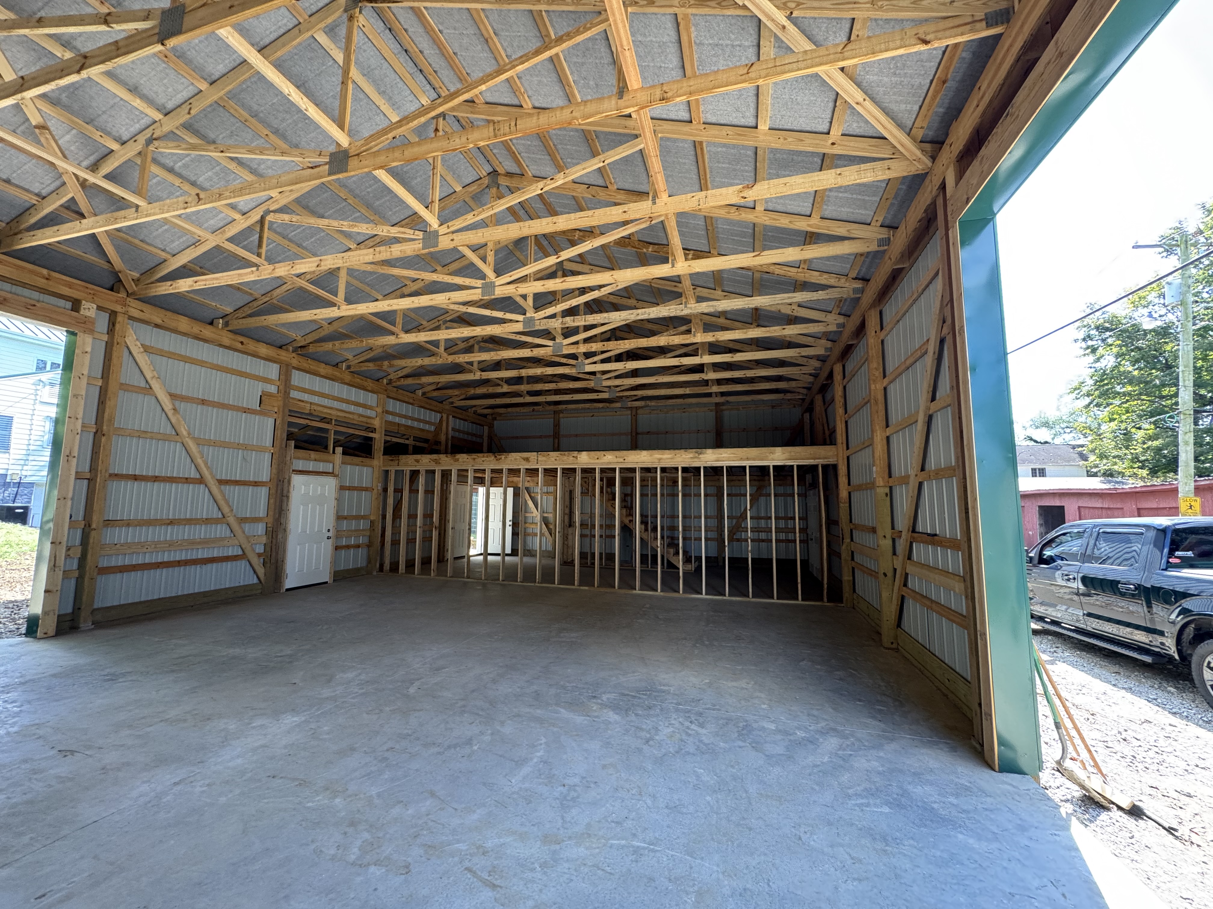 {{ custom_values.service_2 }} in {{custom_values.area_1})