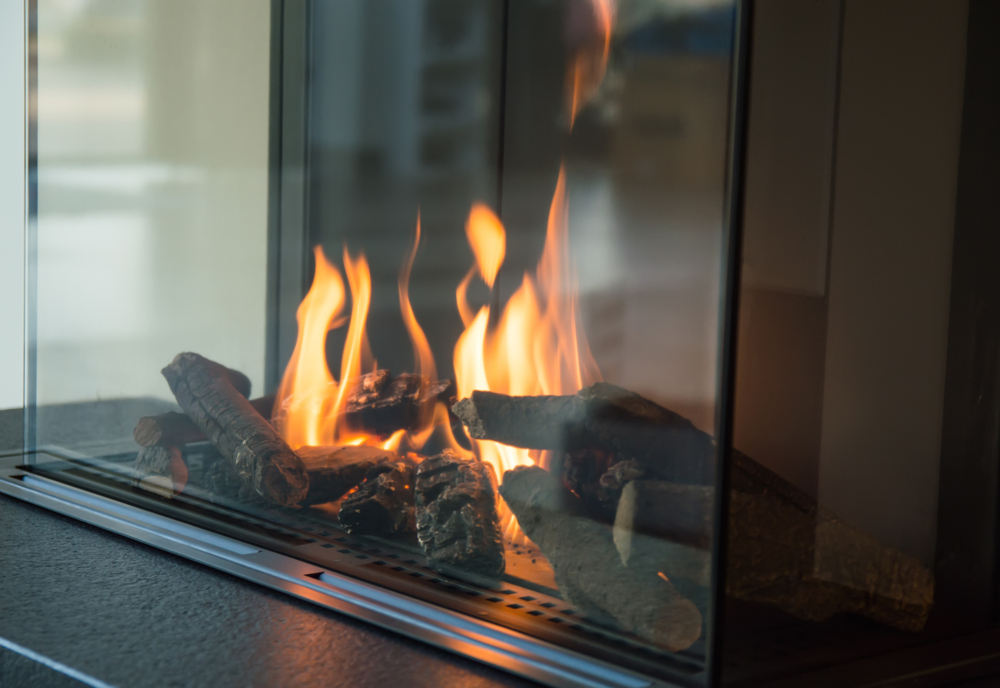 Propane gas fireplace