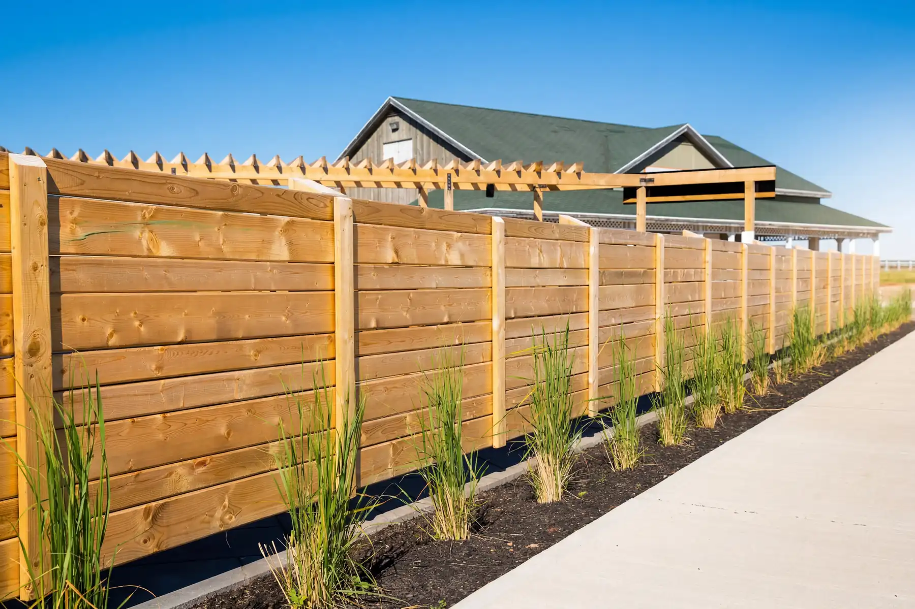 Residential outdoor structure built on Postech foundations
