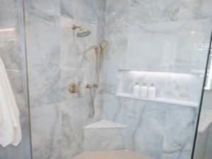 {{ custom_values.service_1 }} in {{custom_values.area_3})