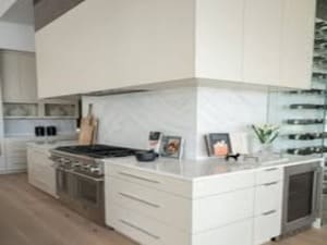 {{ custom_values.service_3 }} in {{custom_values.area_6})