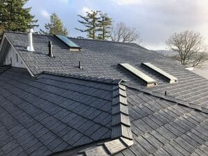 Builds up roof systems/hot mop in Tucson, AZ