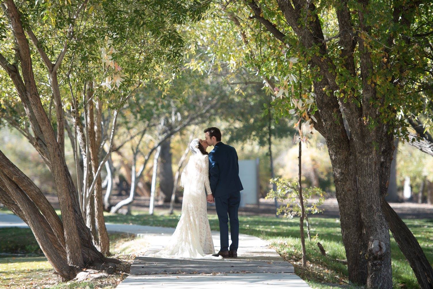 Wedding Kiss Pathway