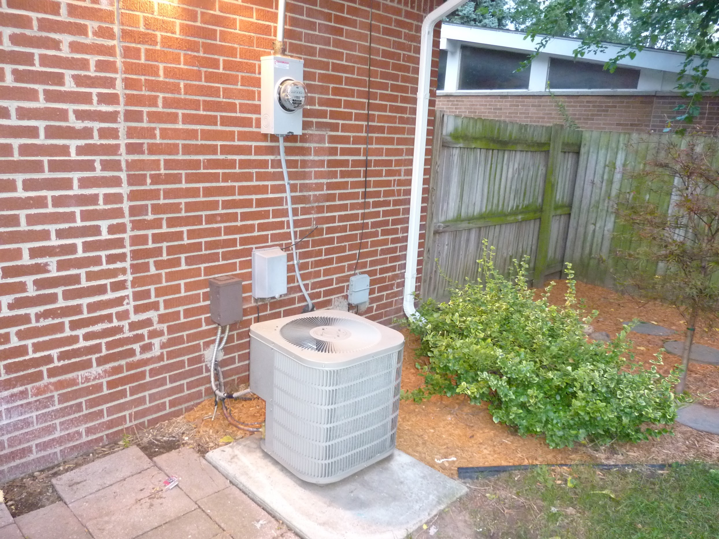 {{ custom_values.service_3 }} in {{custom_values.area_3})