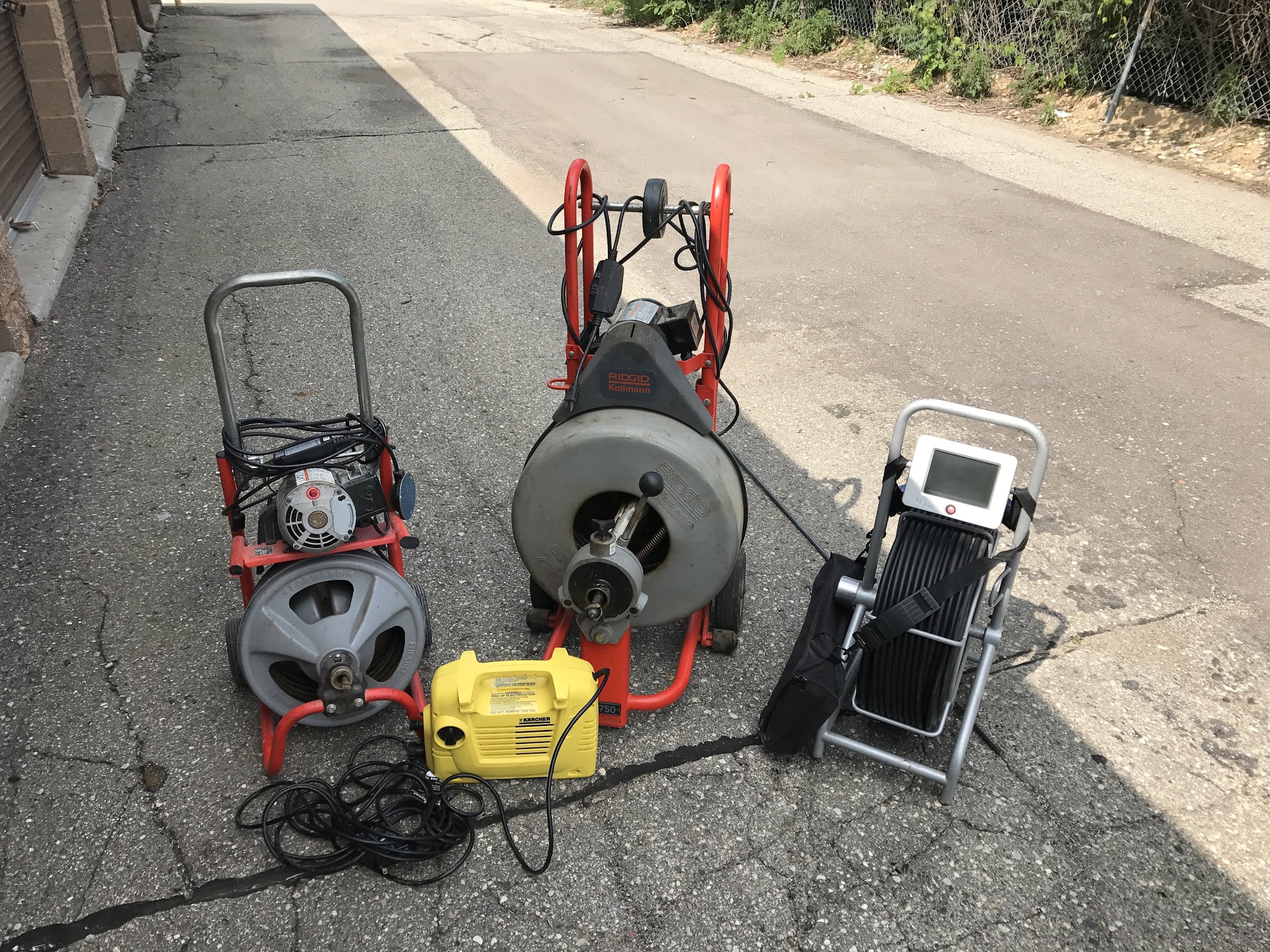 {{ custom_values.service_3 }} in {{custom_values.area_3})