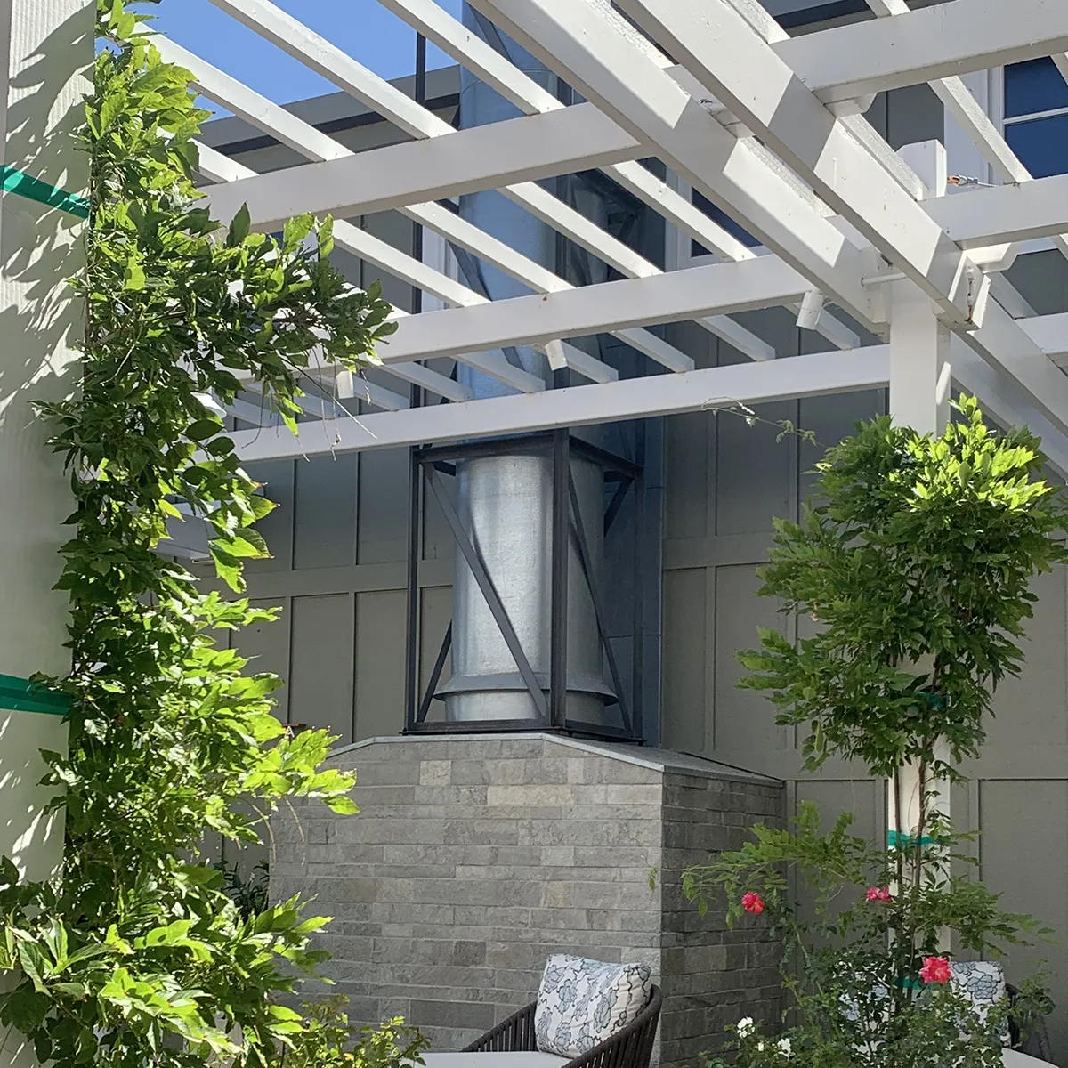 Pergola and outdoor living project in Beaverton Oregon