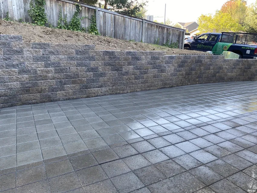 Paver hardscape installation in Beaverton Oregon