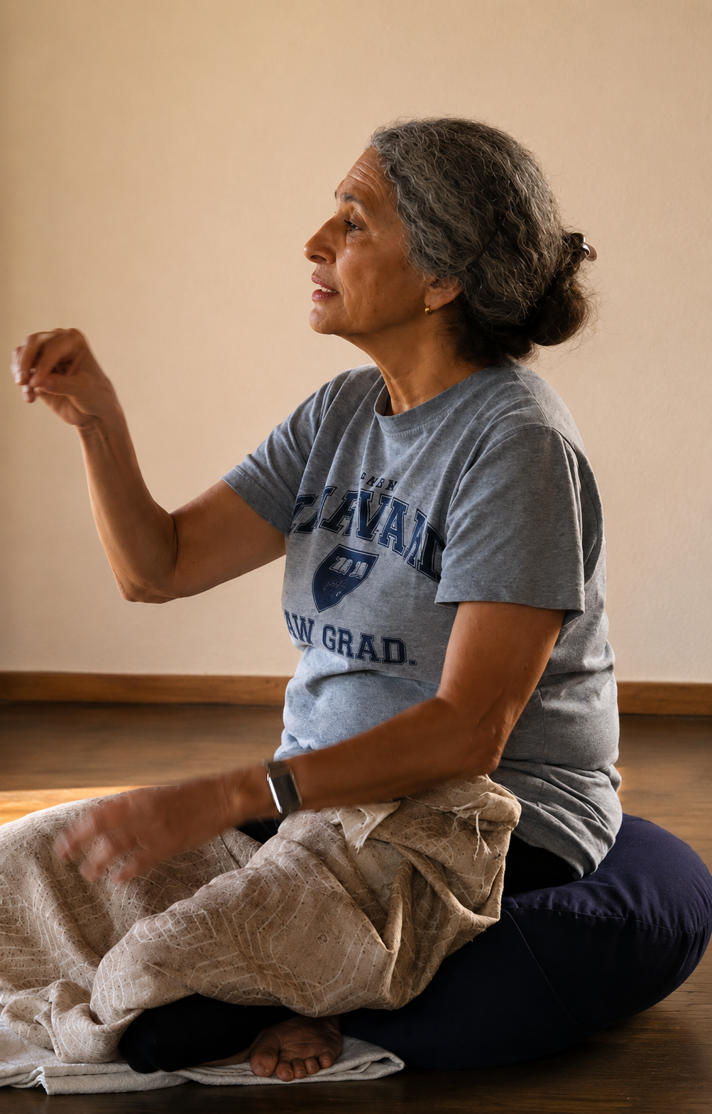 Firooza Ali Razvi teaching a small group of Iyengar yoga students