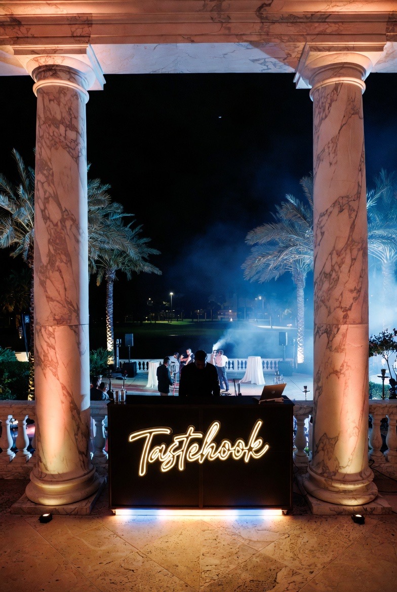 Tastehook yacht party setup