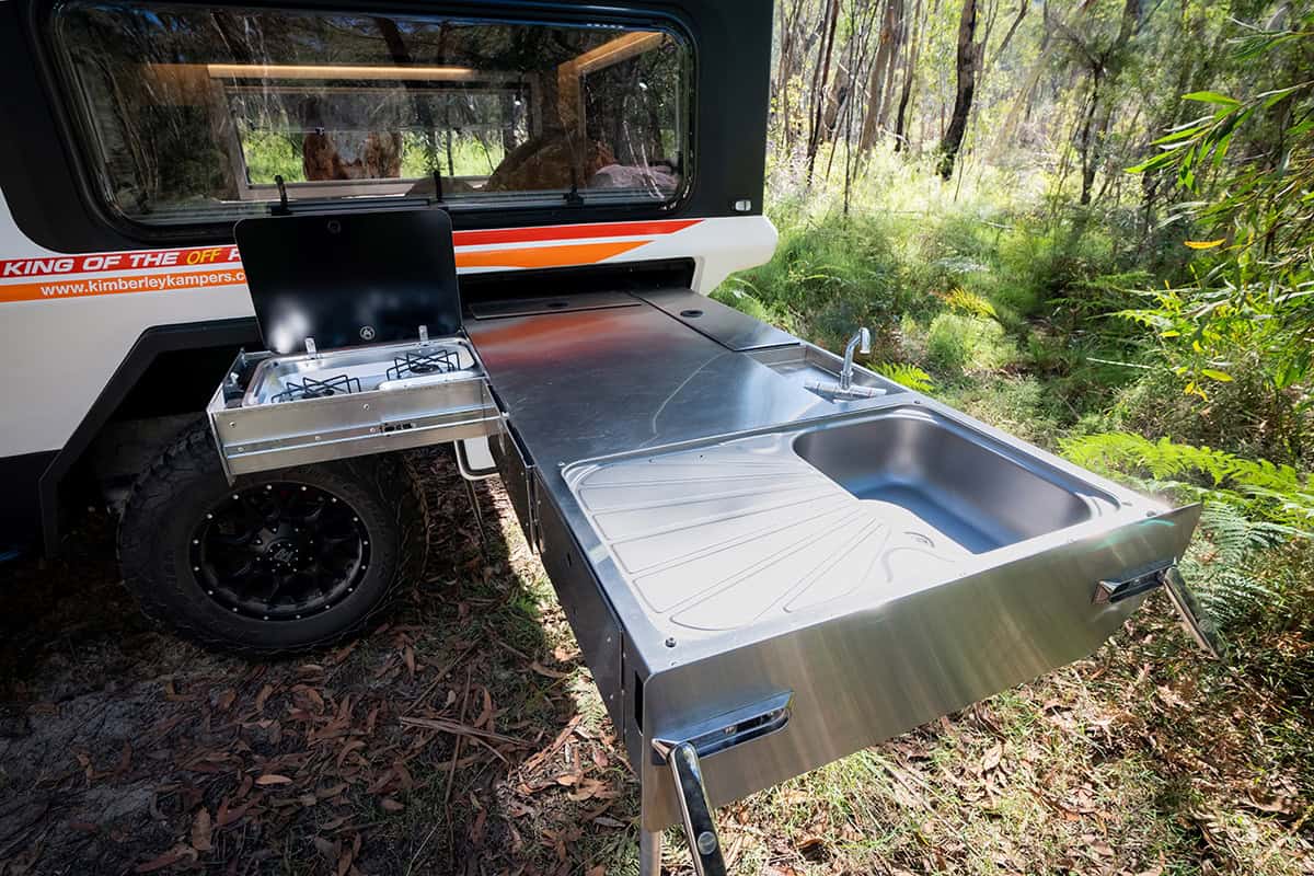Kube slide-out outdoor kitchen