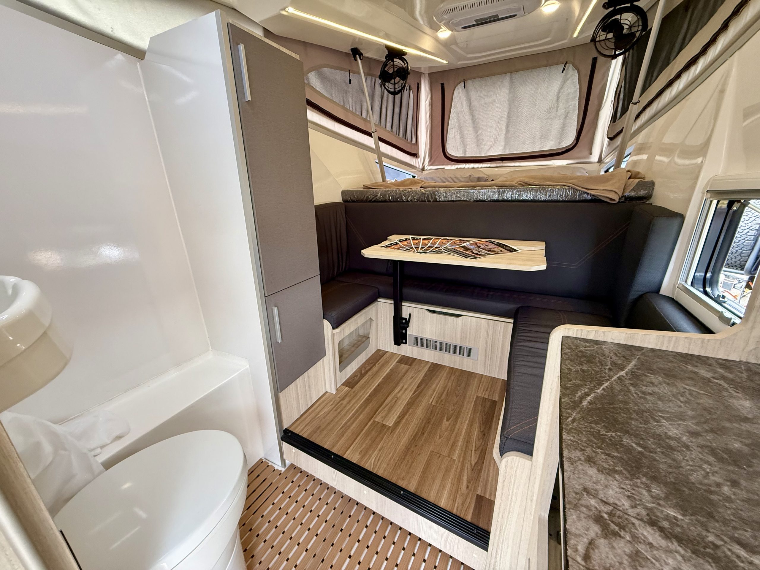 UteCabin Stealth Class gallery image 7