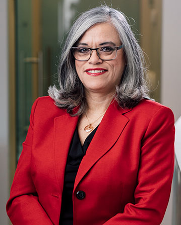 Cindy Caklos, Director of Operations at Harbour Dental