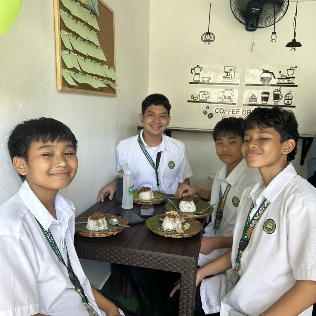 Customer enjoying Pastil King