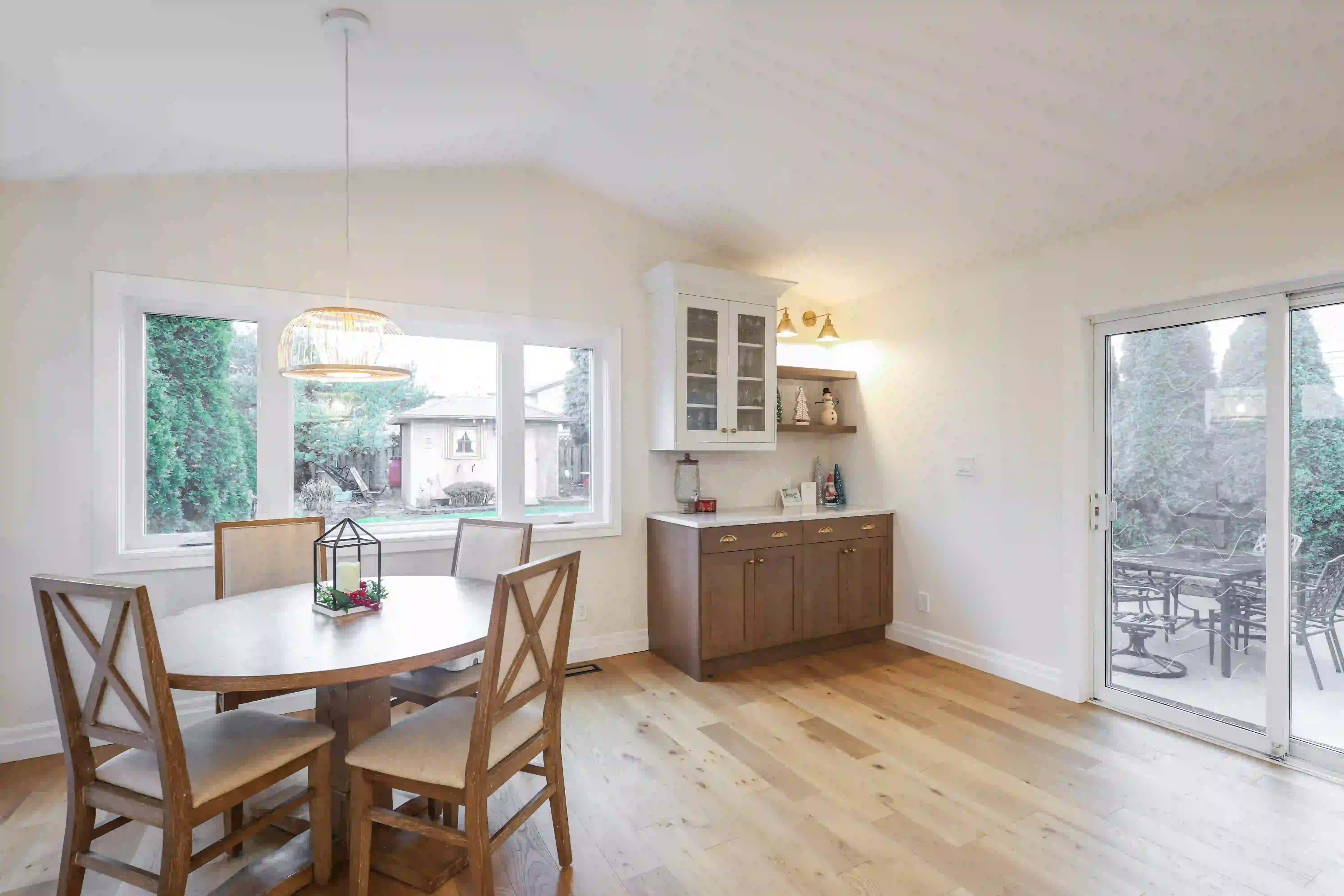 Kitchen peninsula and dining area