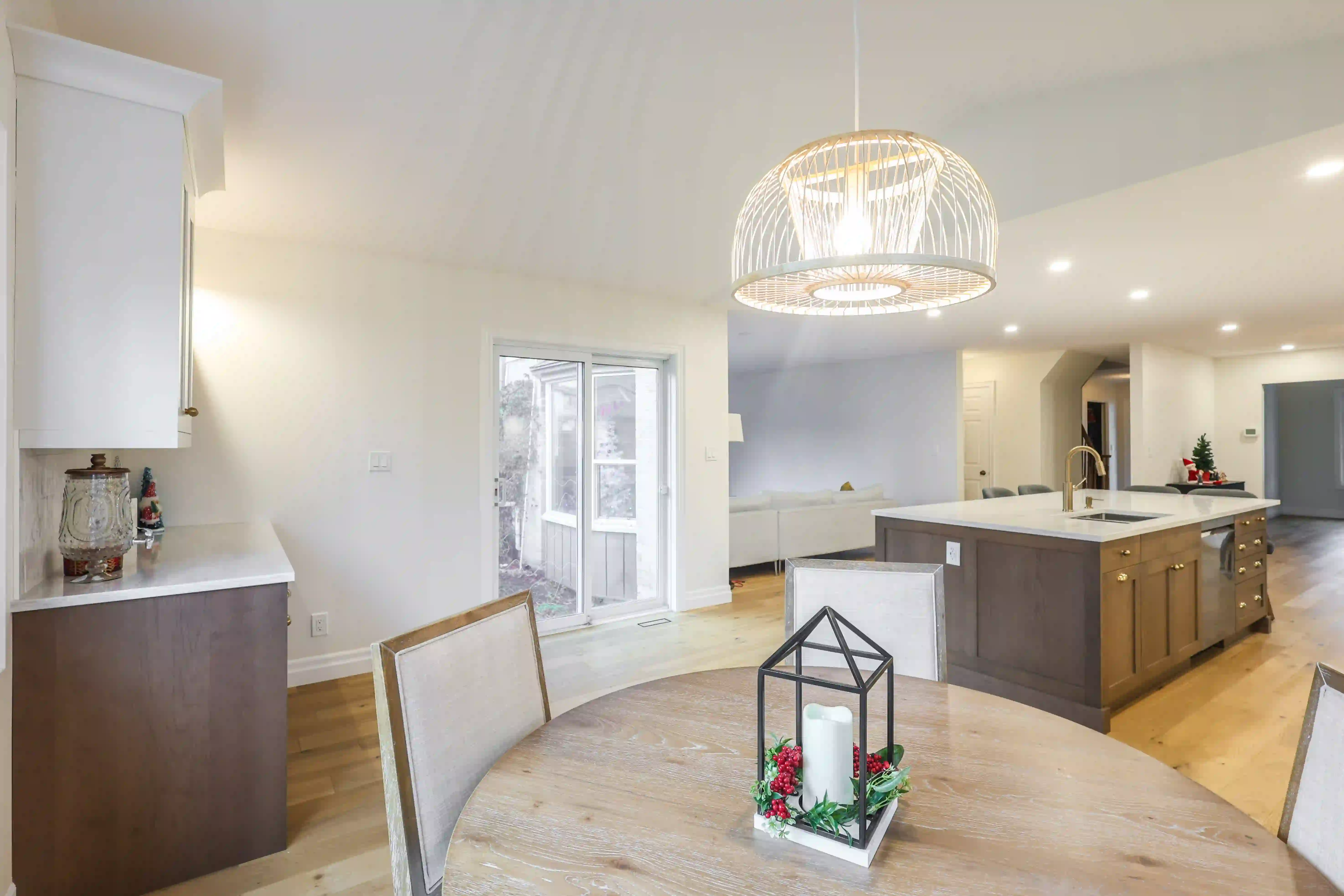 Dining area beside kitchen