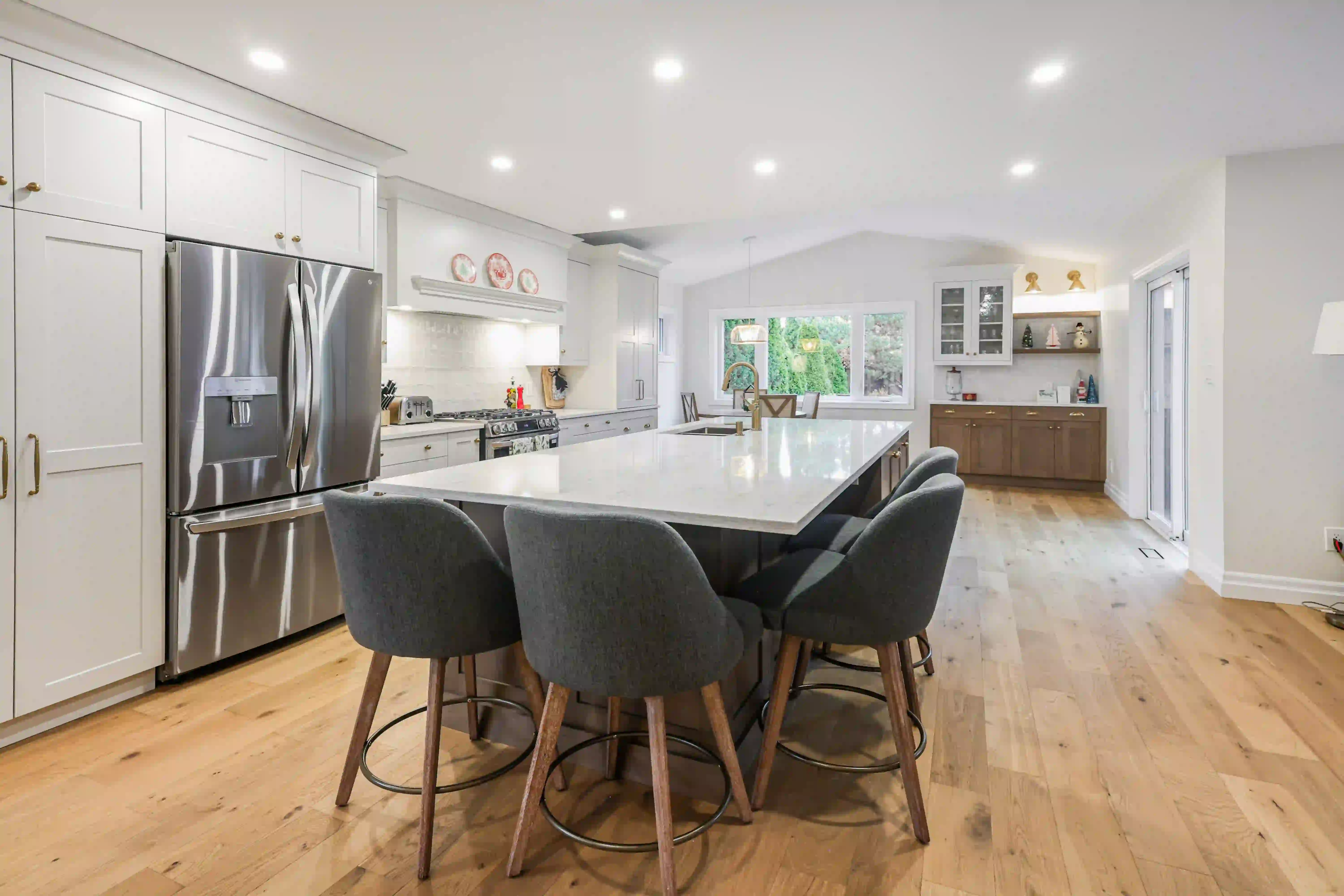 Kitchen island seating and open layout