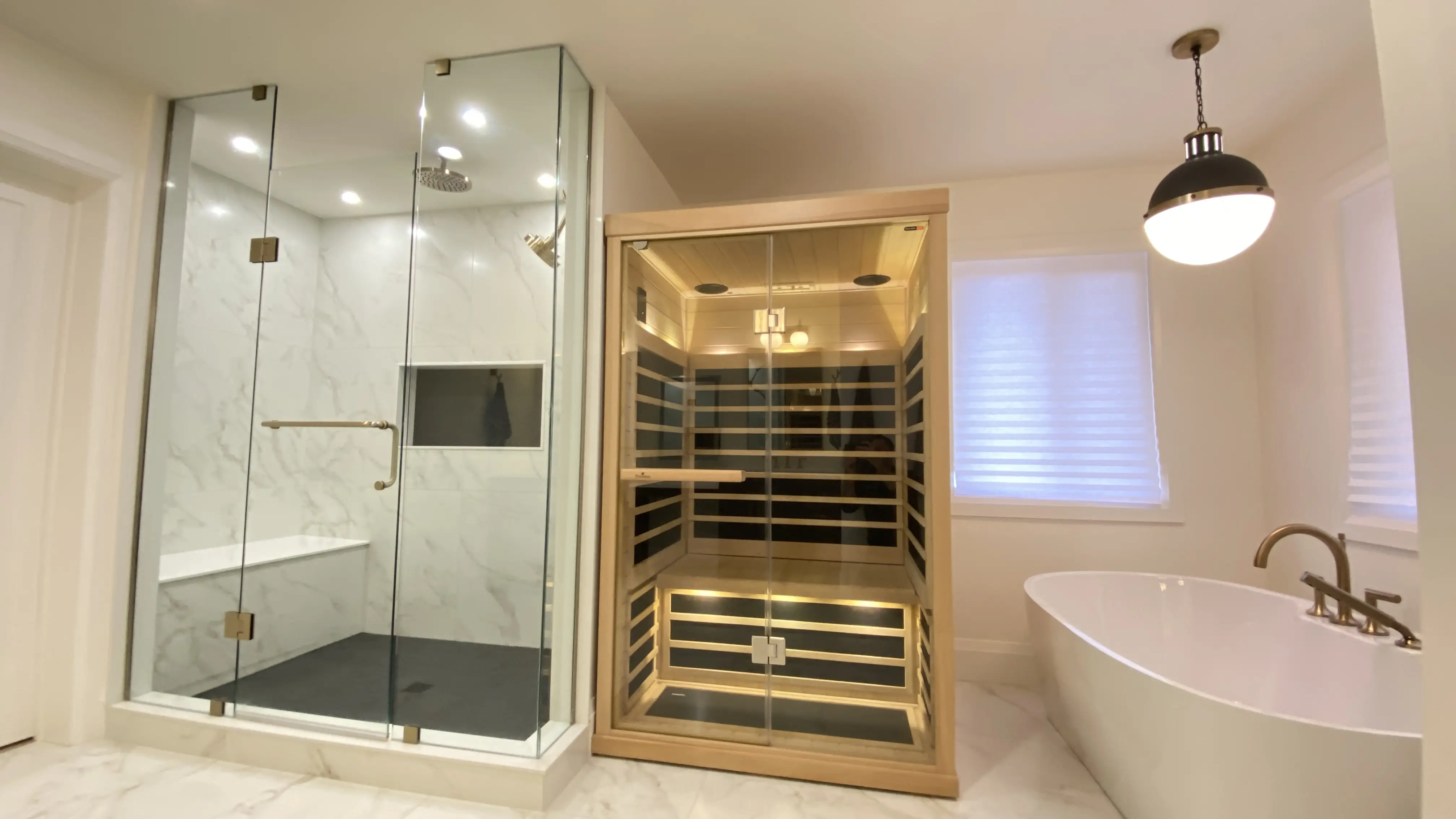Glass shower, infrared sauna and tub