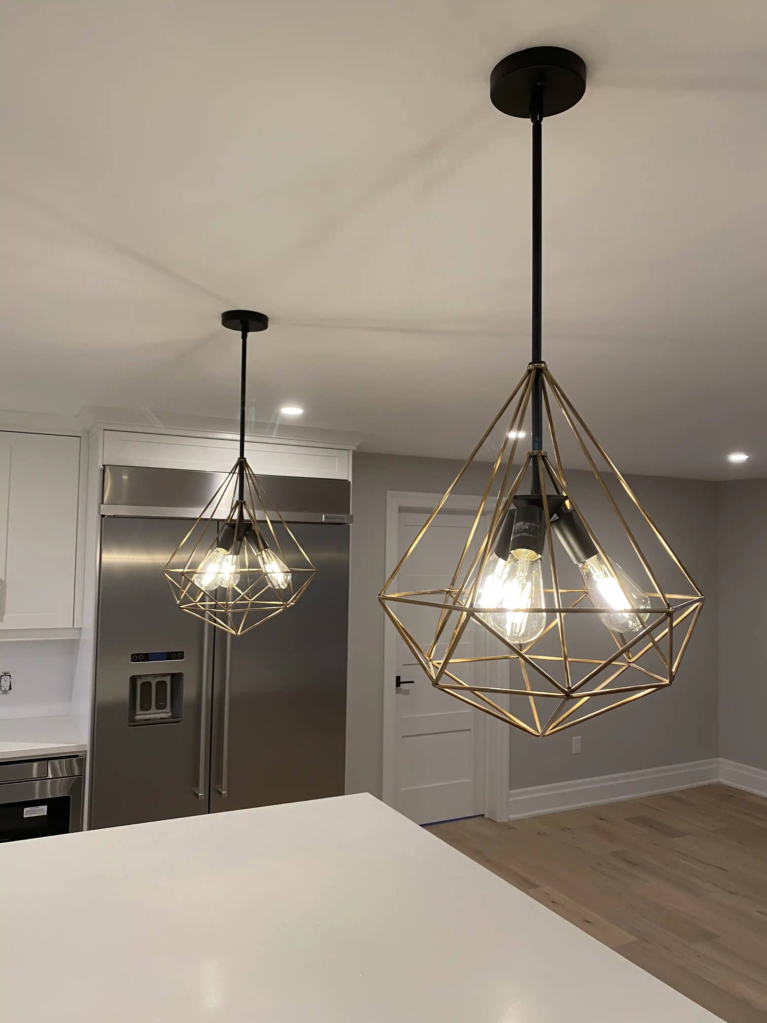 Kitchen island pendant lighting detail
