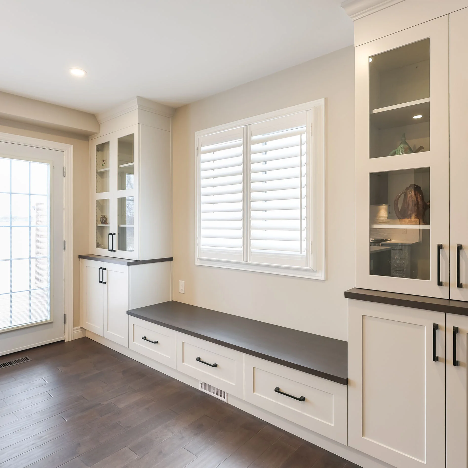 Kitchen Islands That Work Harder: Function Meets Style in Burlington Homes