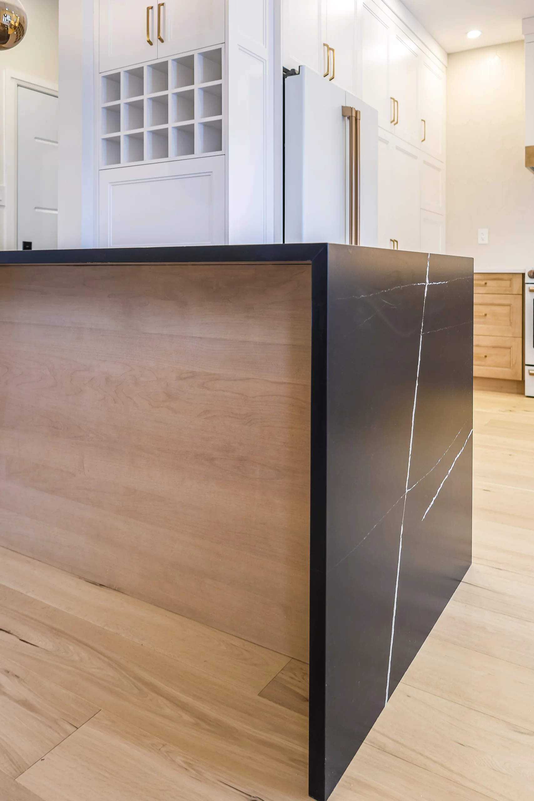 Kitchen island waterfall detail