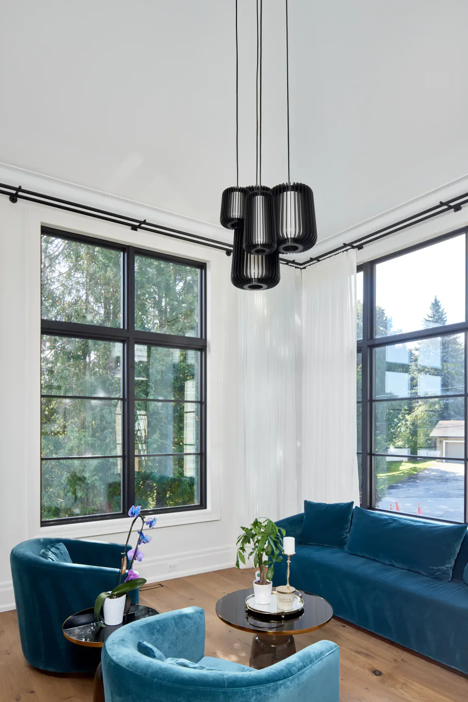 Project Gotham sitting room with blue velvet seating