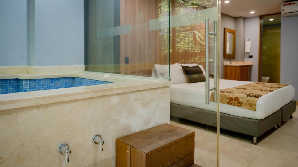 Hotel Madeiro Poblado Medellin