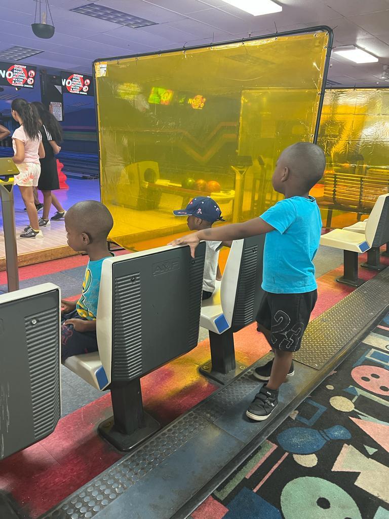 Outdoor recreation play