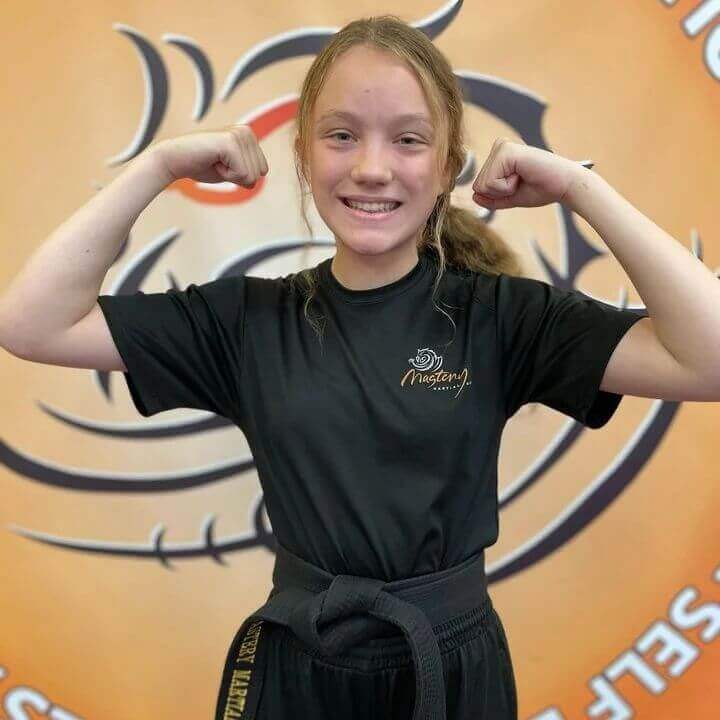 kids karate class ages 10 to 12, Troy Michigan