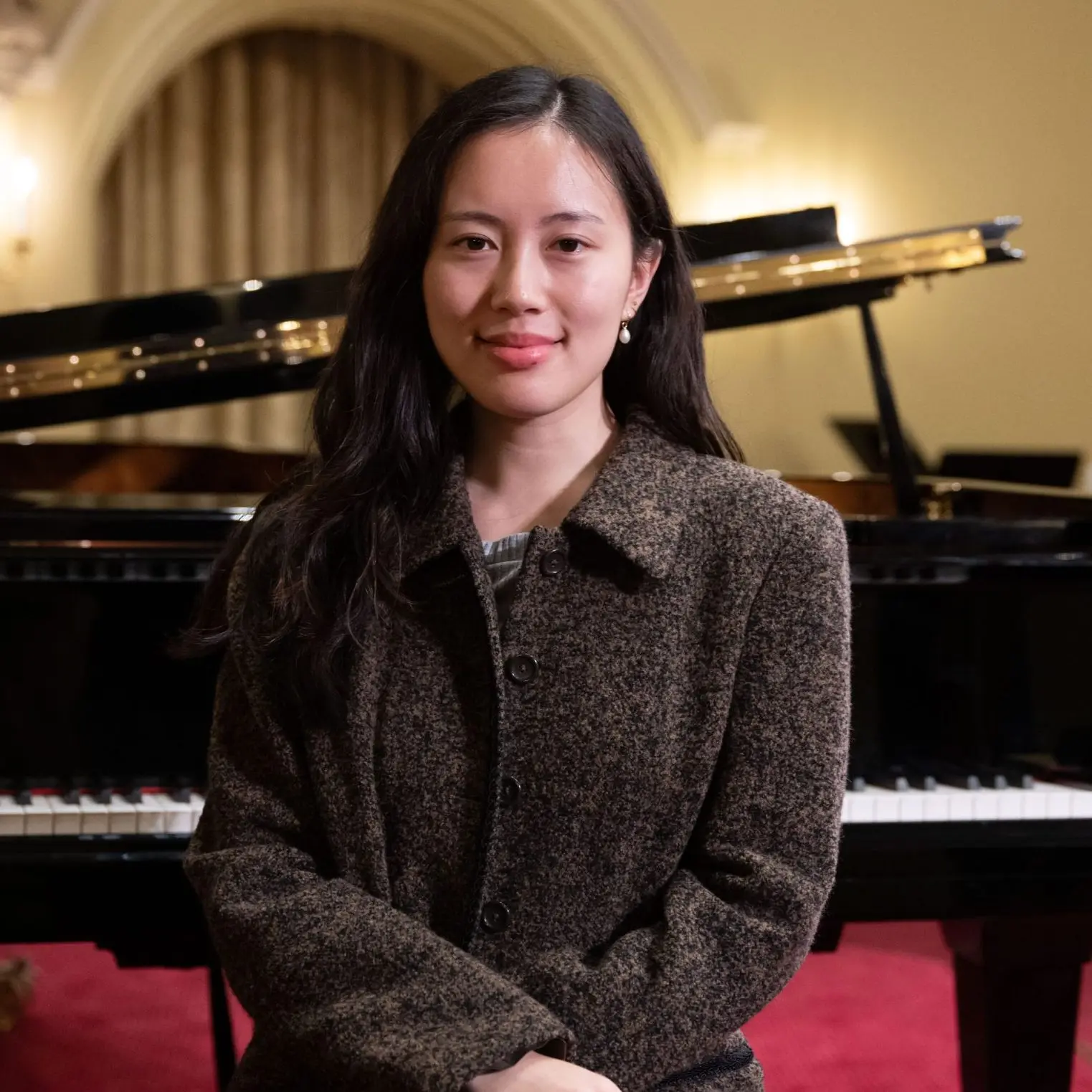 Isabelle Ng is a professional piano educator and the Director of Muso Music Academy Hong Kong. She specializes in piano pedagogy and works closely with students and teachers to develop strong musical foundations through structured and engaging piano education. 🎹