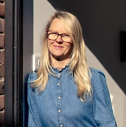 Juliet Bromby