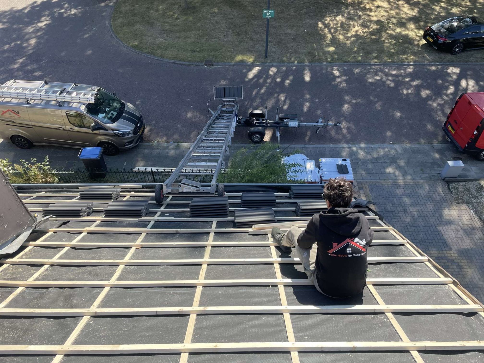 over ezar bouw en onderhoud