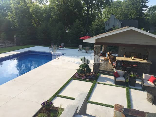 Commercial concrete flatwork and paving contractor in Minot ND
