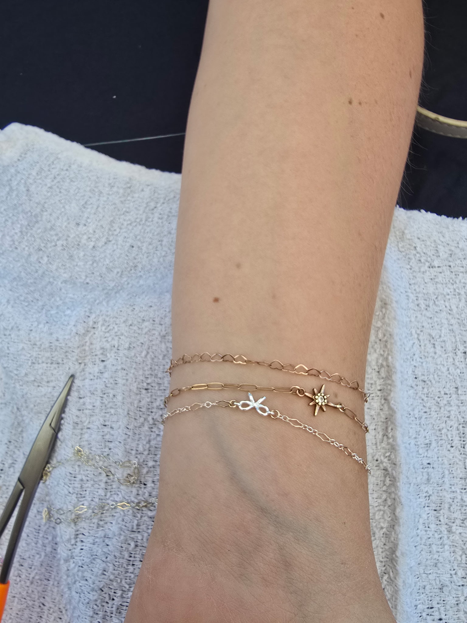 Gold curb chain close up permanent jewelry Arizona
