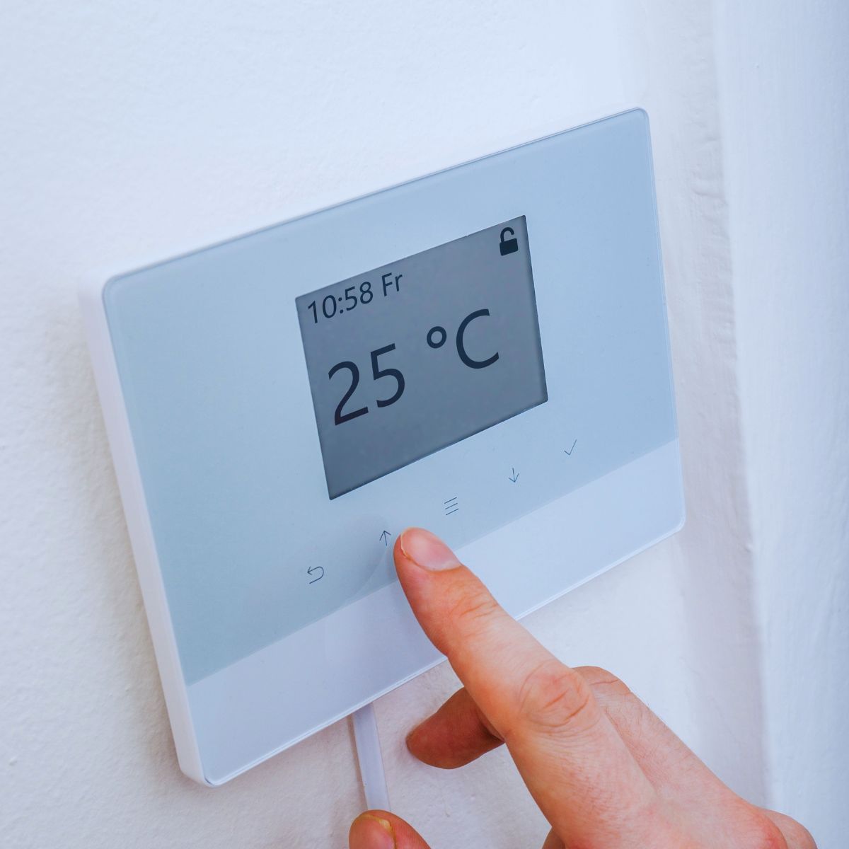 Controls & Thermostats