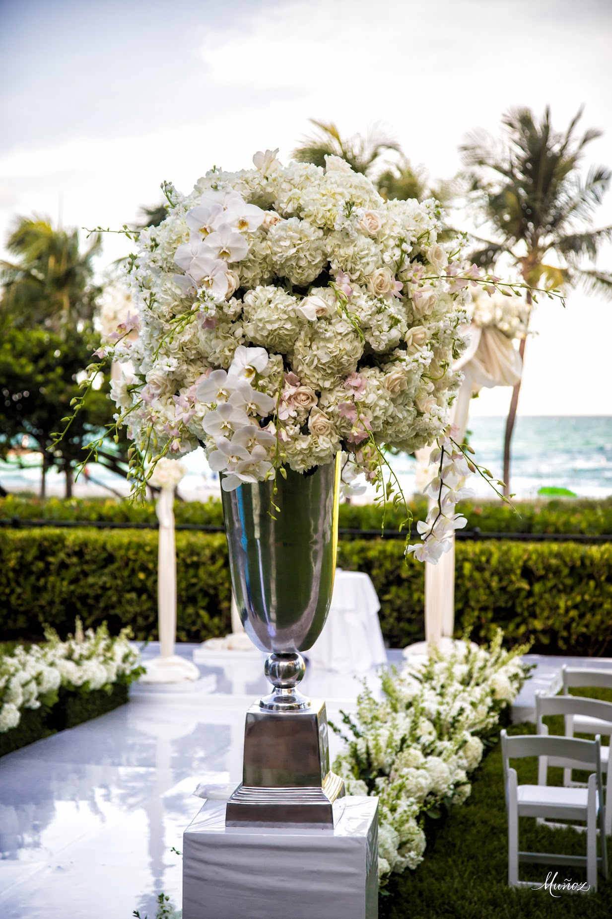 The Art of Choosing Your Florals