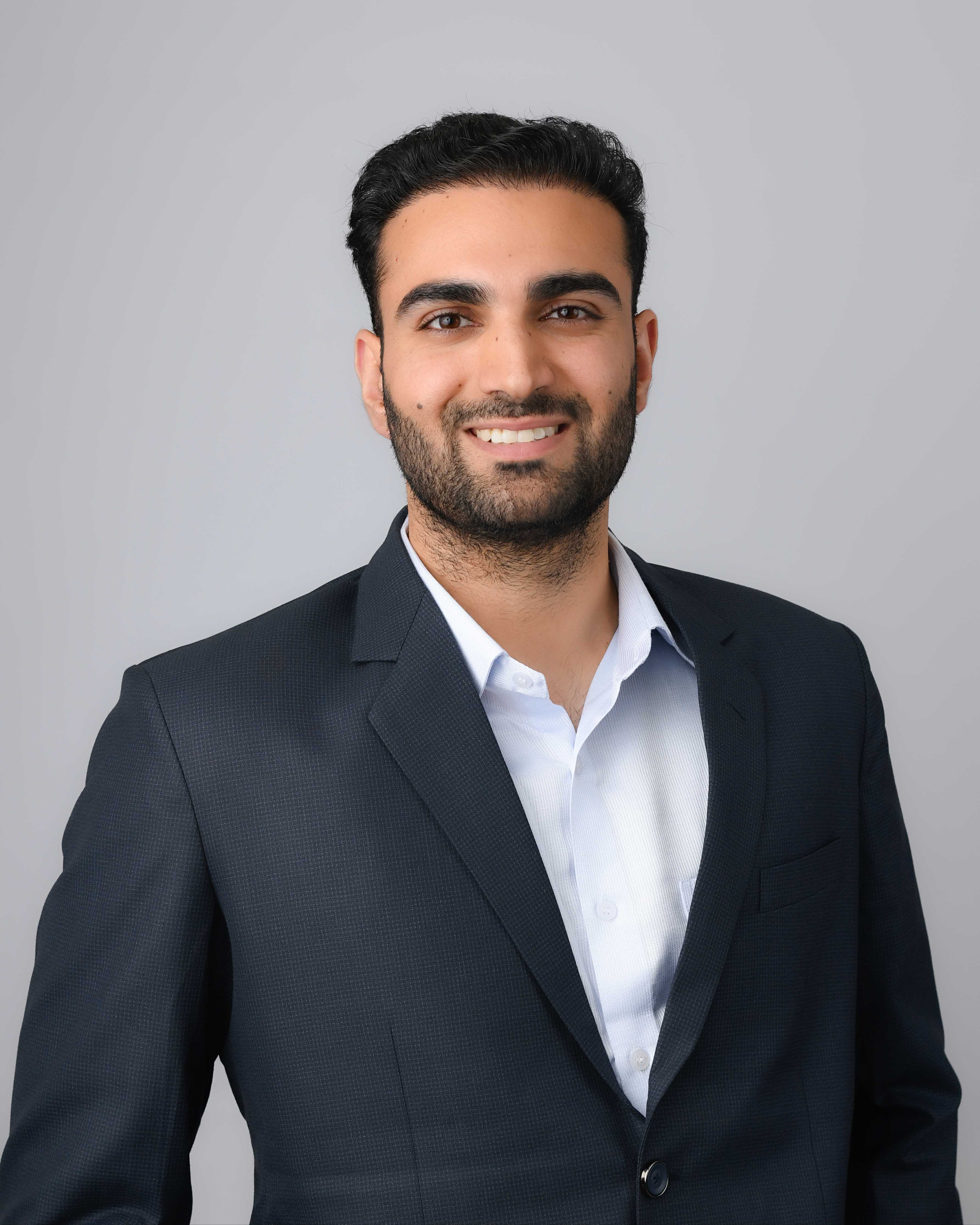 Rezi - Surrey Real Estate Specialist