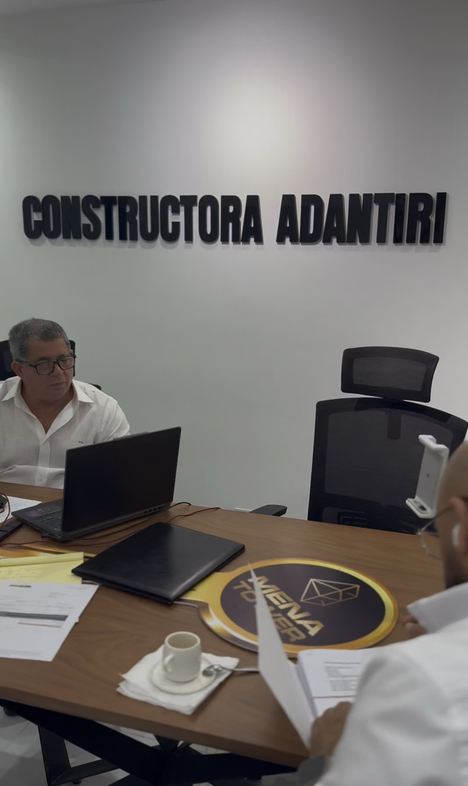 Reunión de gestión de Constructora Adantiri