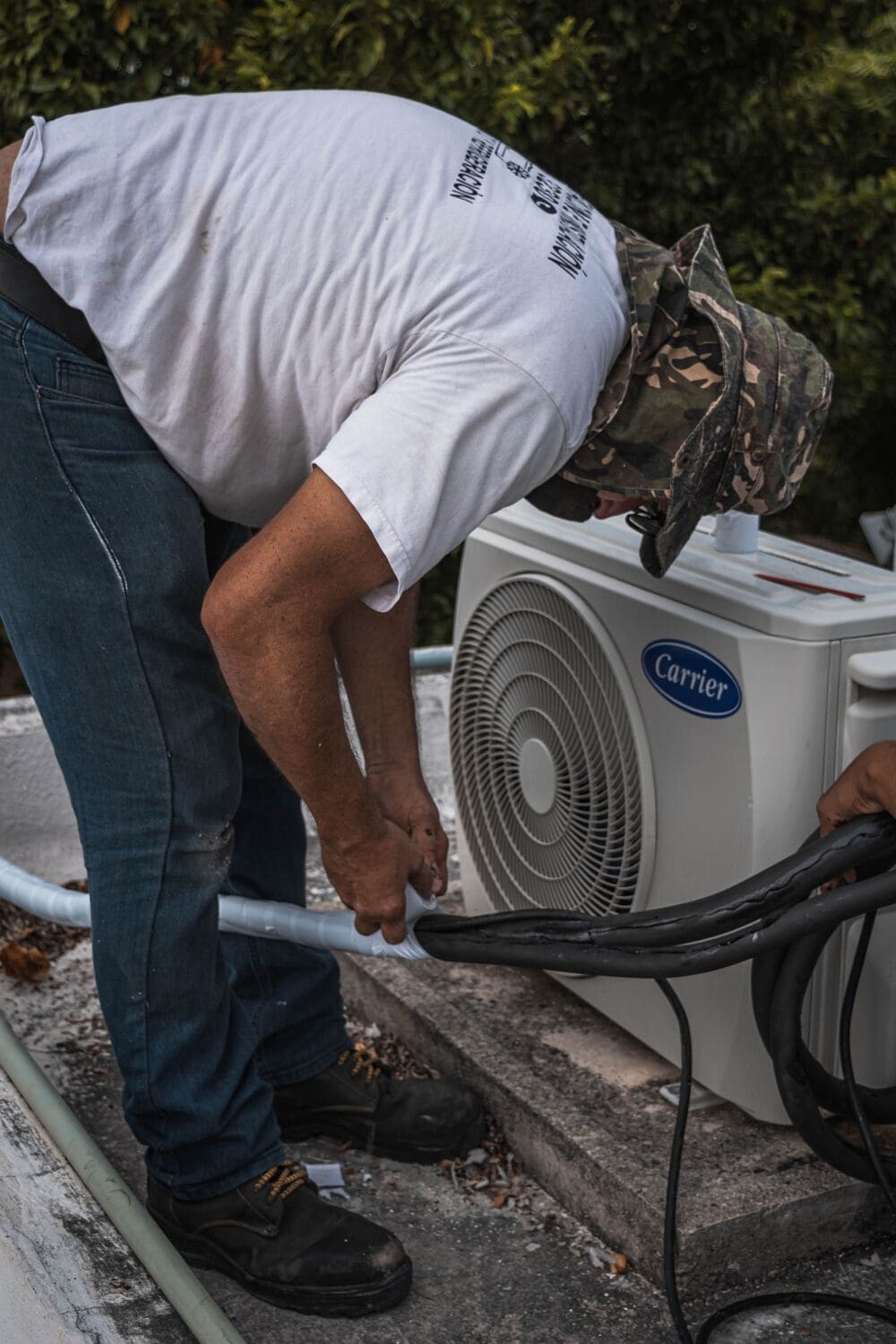 Urgent Aircon Troubleshooting & Repair Works emergency issue repair in Singapore estate