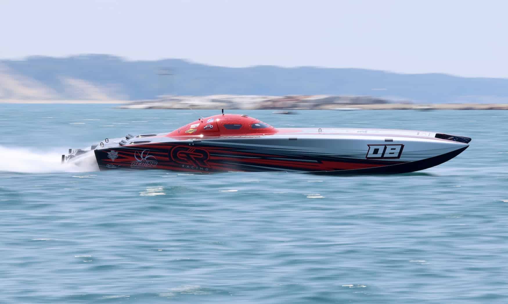 CR Racing Boat
