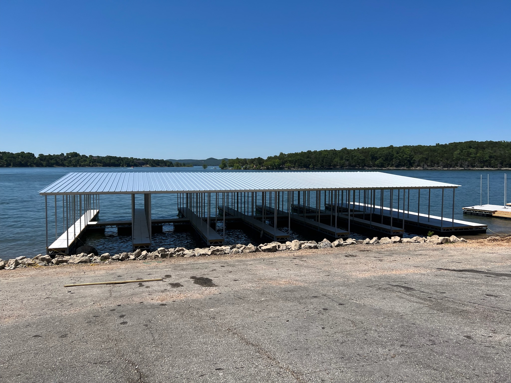 Grand Lake Dock Builder